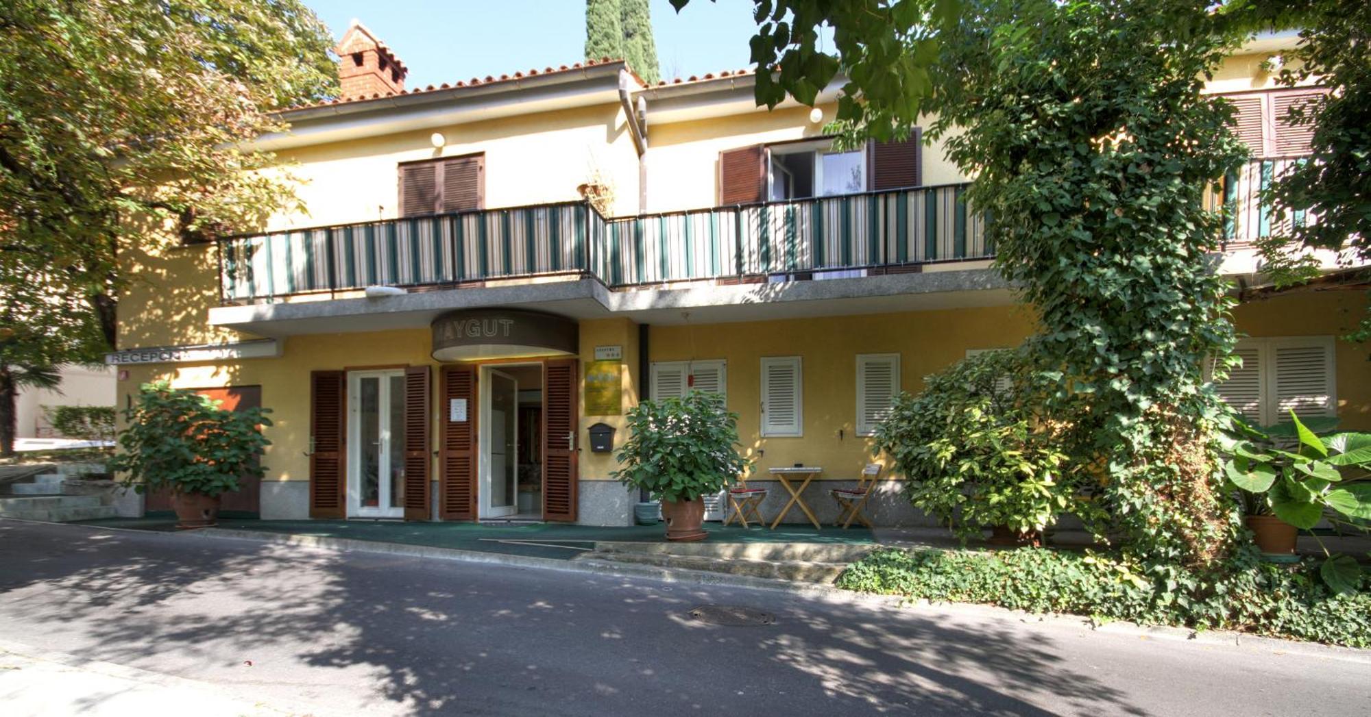 Forgotten Garden Apartments Πορτορόζ Εξωτερικό φωτογραφία
